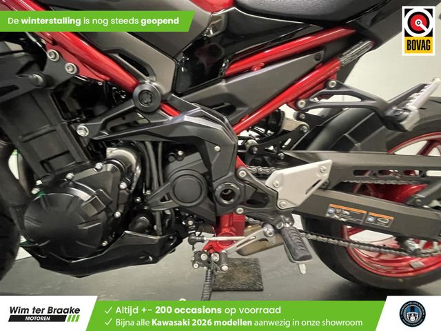 kawasaki - z900