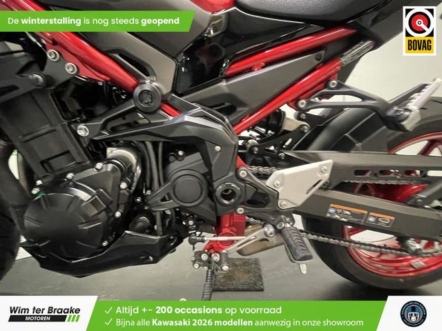 kawasaki - z900