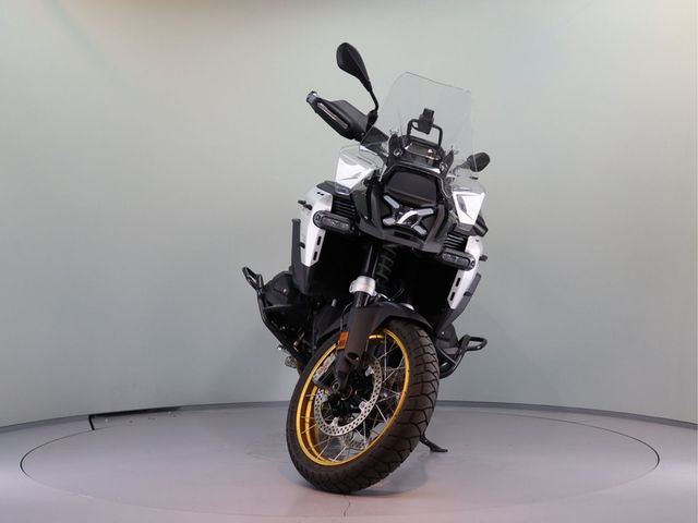bmw - r-1300-gs-adventure