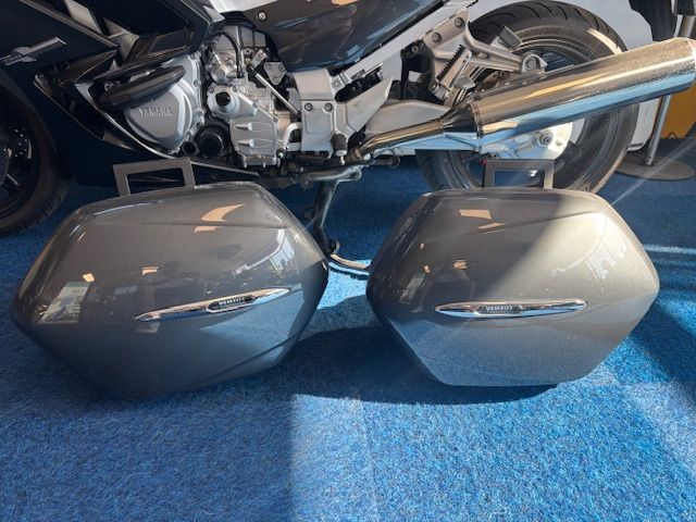 yamaha - fjr-1300
