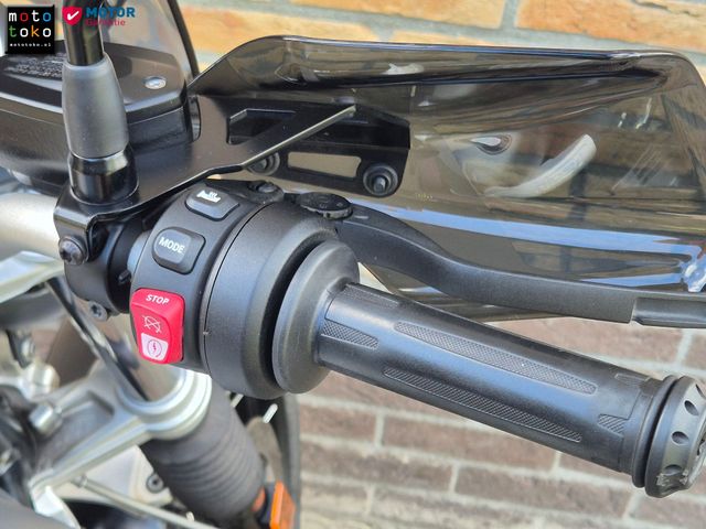 bmw - r-nine-t-scrambler