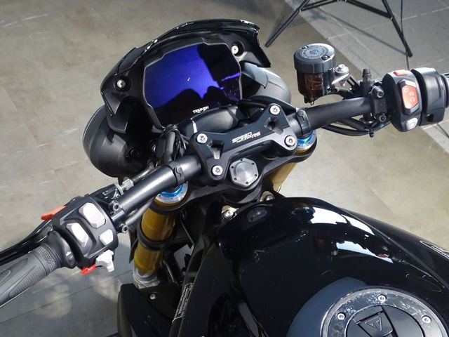 triumph - speed-triple-1200-rs