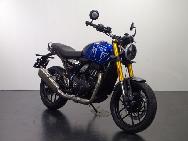 triumph - speed-400