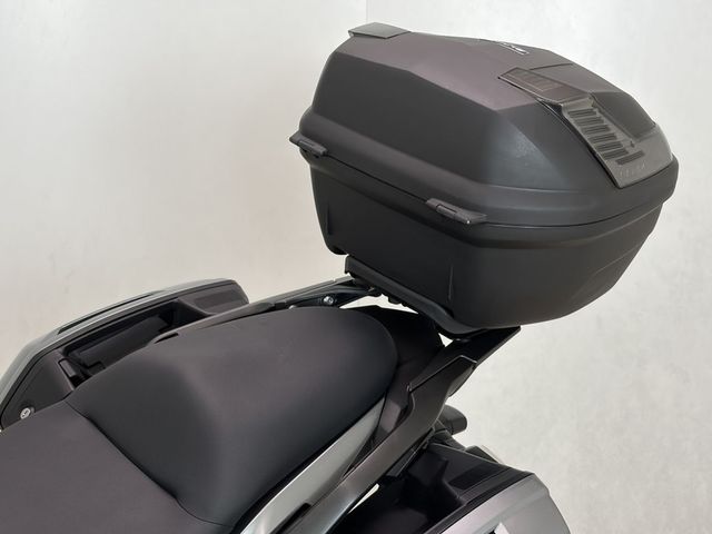 kawasaki - versys-650-grand-tourer