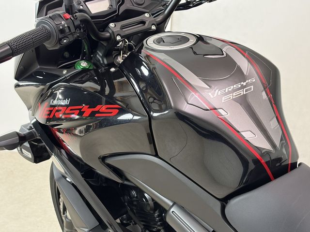 kawasaki - versys-650-grand-tourer