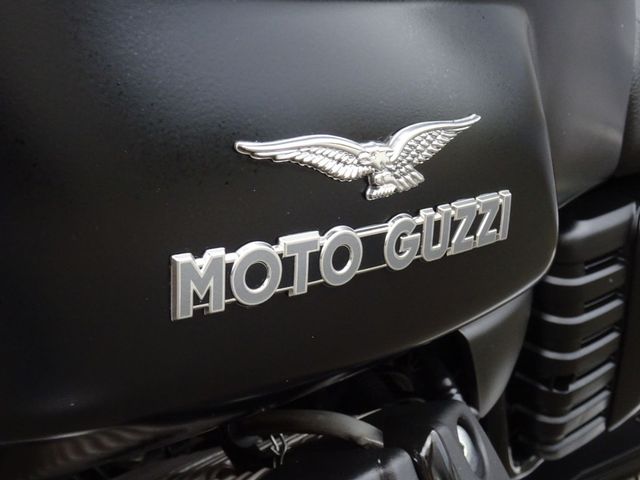 moto-guzzi - v-7-ii-stone