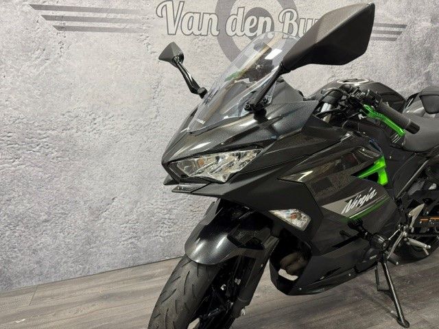 kawasaki - ninja-400