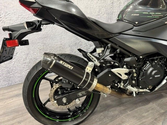 kawasaki - ninja-400
