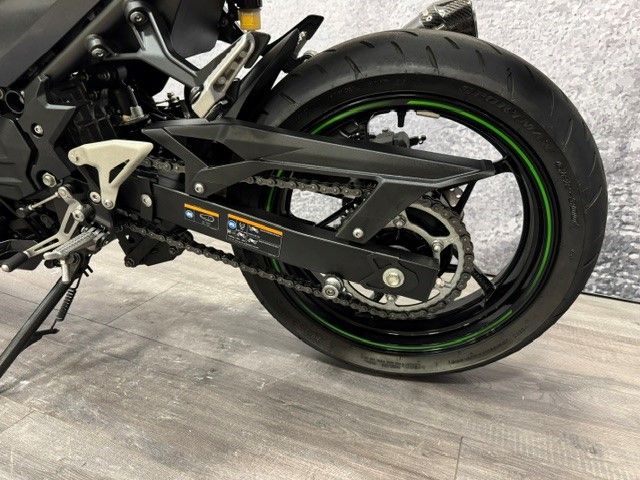 kawasaki - ninja-400