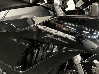 HONDA CBR 1000 RR FIREBLADE – foto 3