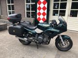 TRIUMPH SPRINT 900