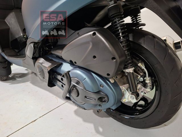 piaggio - mp3-500-lt-sport