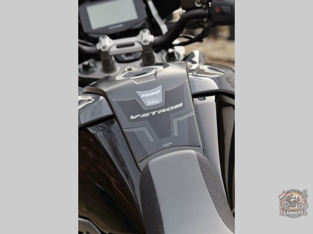 suzuki - v-strom-1050
