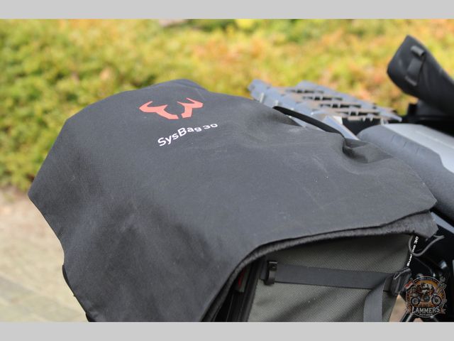 suzuki - v-strom-1050