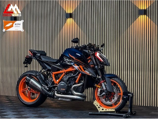 ktm - 1290-super-duke-r
