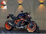 KTM 1290 SUPER DUKE R