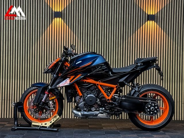 ktm - 1290-super-duke-r