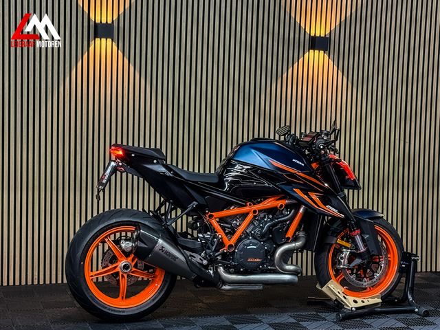 ktm - 1290-super-duke-r