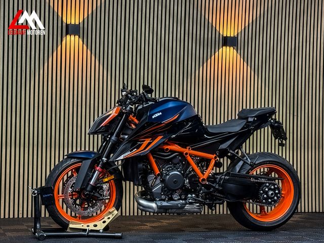 ktm - 1290-super-duke-r