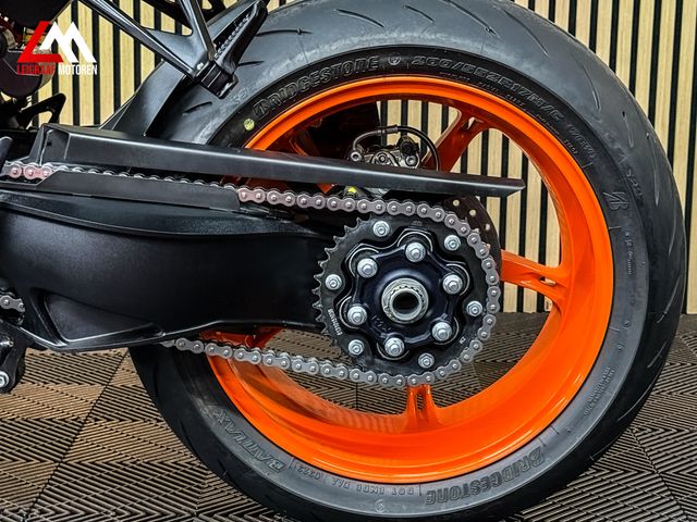 ktm - 1290-super-duke-r