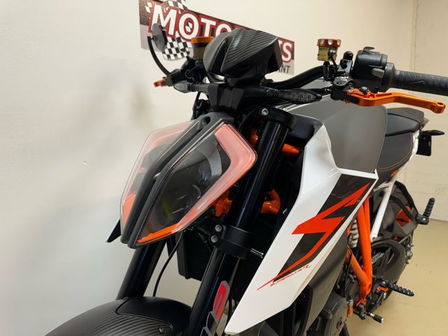 ktm - 1290-super-duke-r
