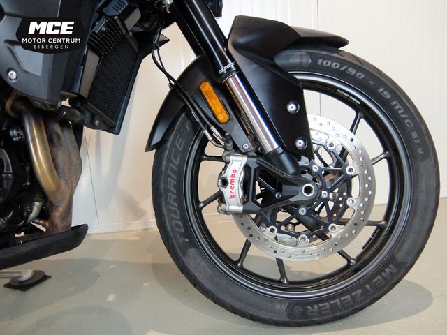triumph - tiger-900-gt-pro