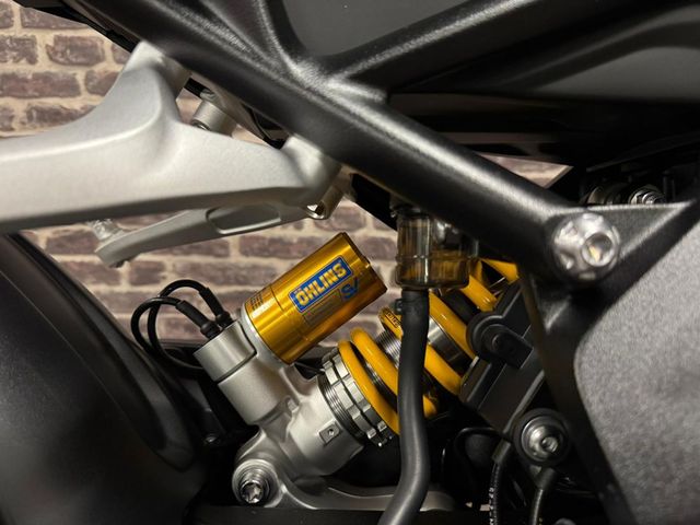 triumph - speed-triple-1200