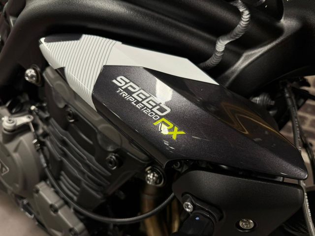 triumph - speed-triple-1200