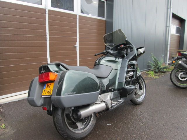 honda - st-1100-pan-european