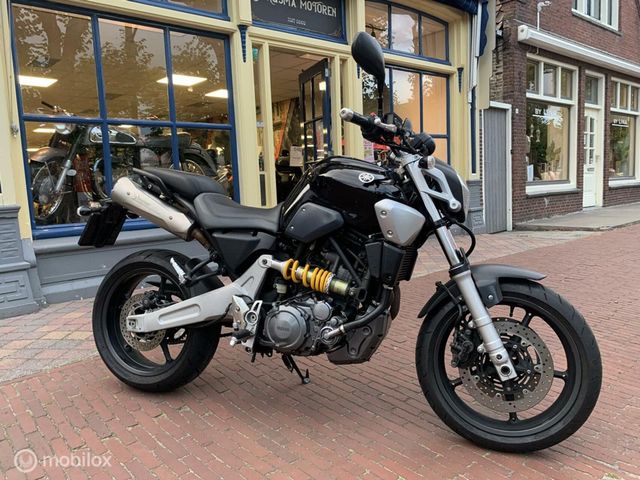 yamaha - mt-03