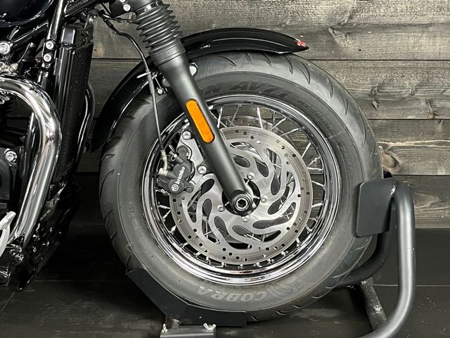 triumph - bonneville-speedmaster