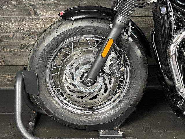 triumph - bonneville-speedmaster