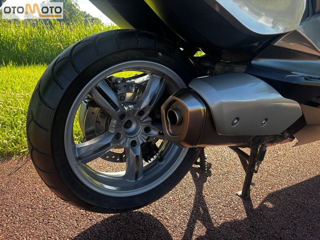 bmw - c-650-gt