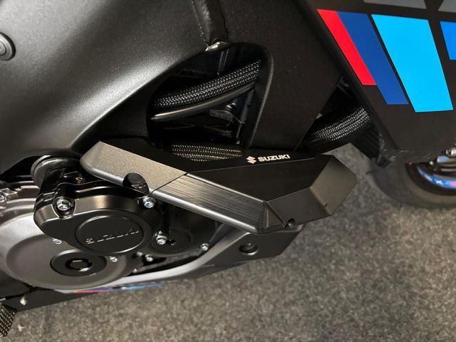 suzuki - gsx-s-1000-street-x-treme