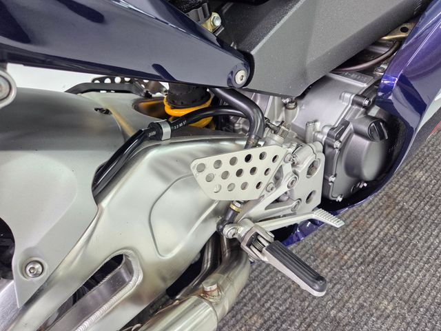 honda - cbr-900-rr-fireblade