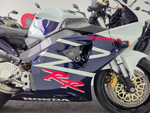 honda - cbr-900-rr-fireblade