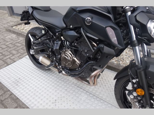 yamaha - mt-07-abs