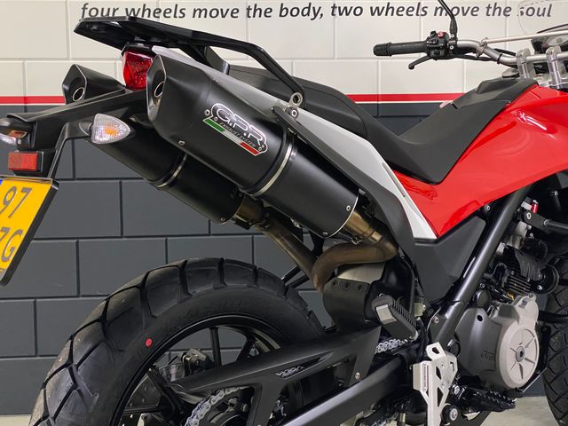 husqvarna - tr-650-strada-abs