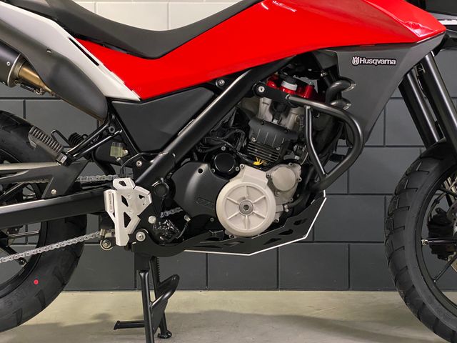 husqvarna - tr-650-strada-abs
