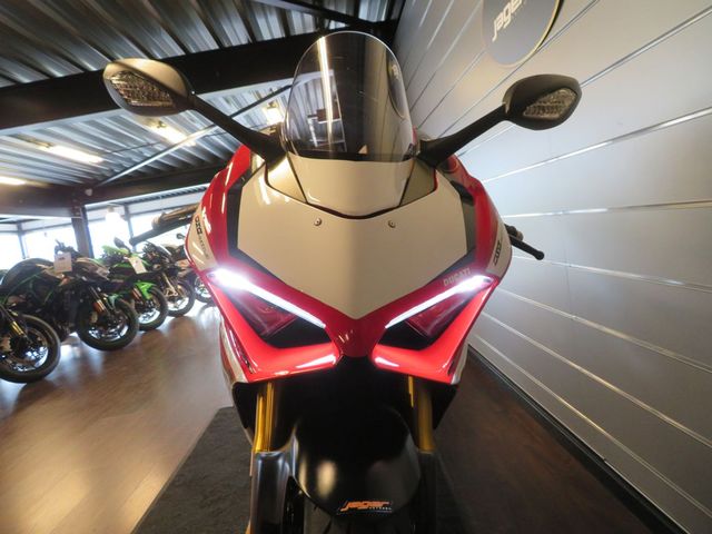 ducati - panigale-v4-s