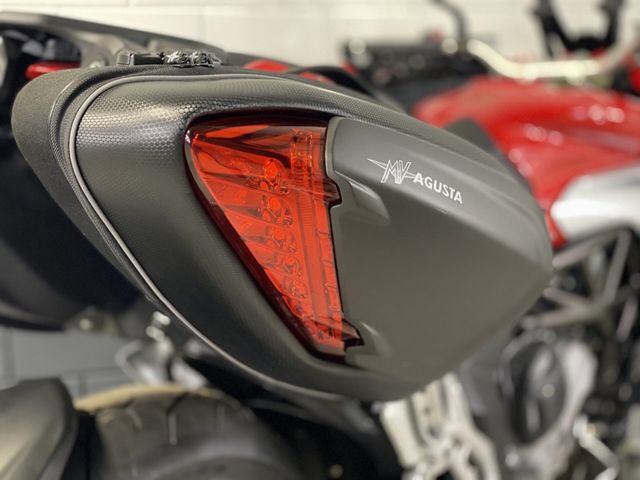 mv-agusta - stradale-800