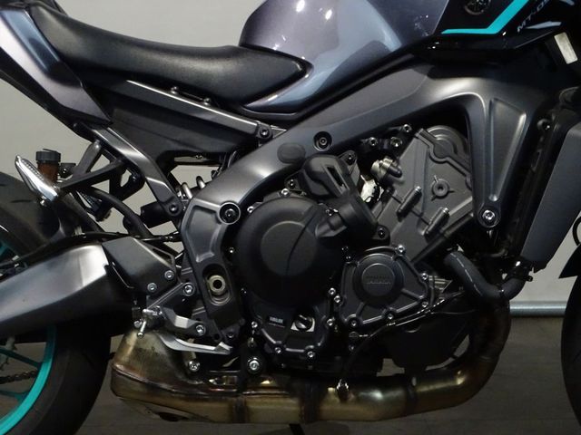 yamaha - mt-09-y-amt