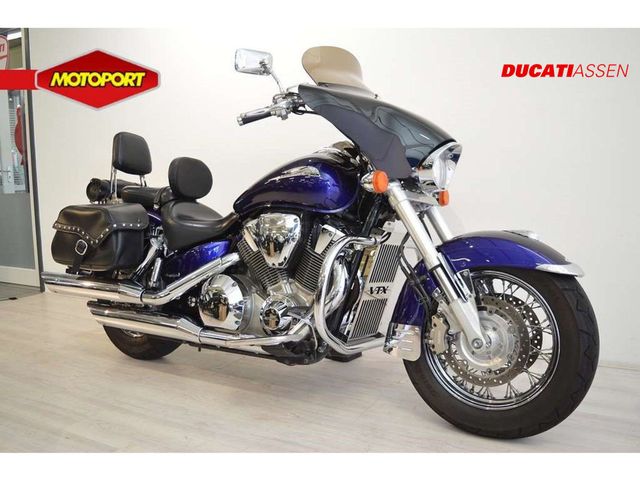 honda - vtx-1800