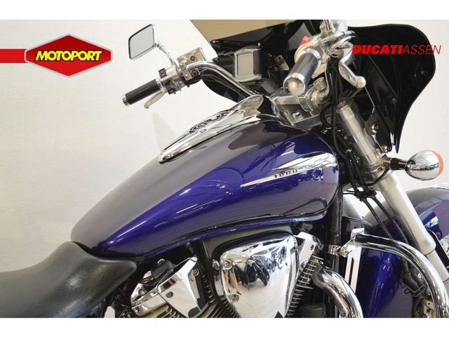 honda - vtx-1800