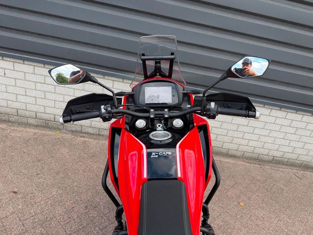moto-morini - x-cape-650