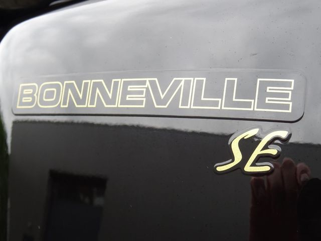 triumph - bonneville-se