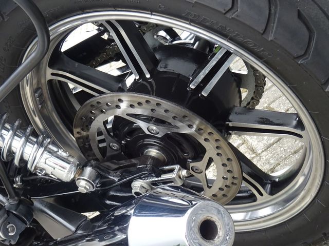 triumph - bonneville-se