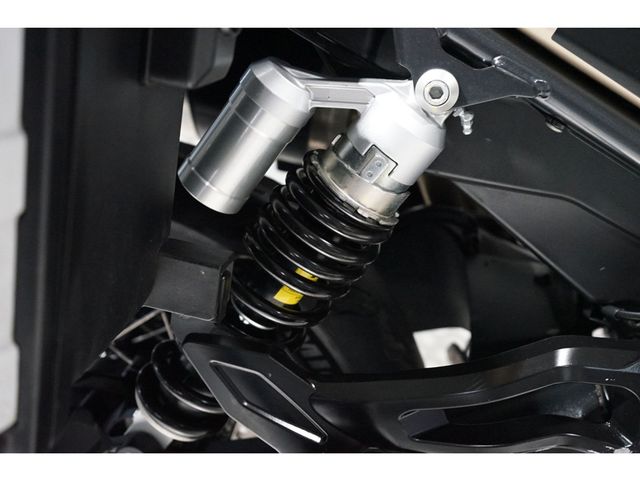 moto-guzzi - v-85-tt