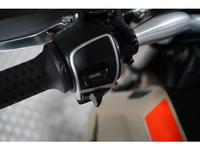 moto-guzzi - v-85-tt