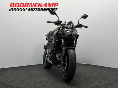 KAWASAKI Z650 – foto 4